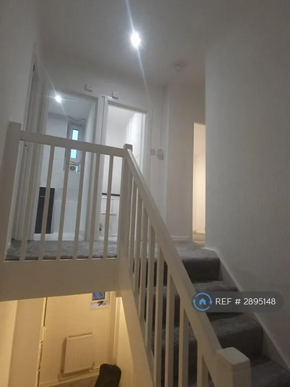 3 bedroom maisonette for rent