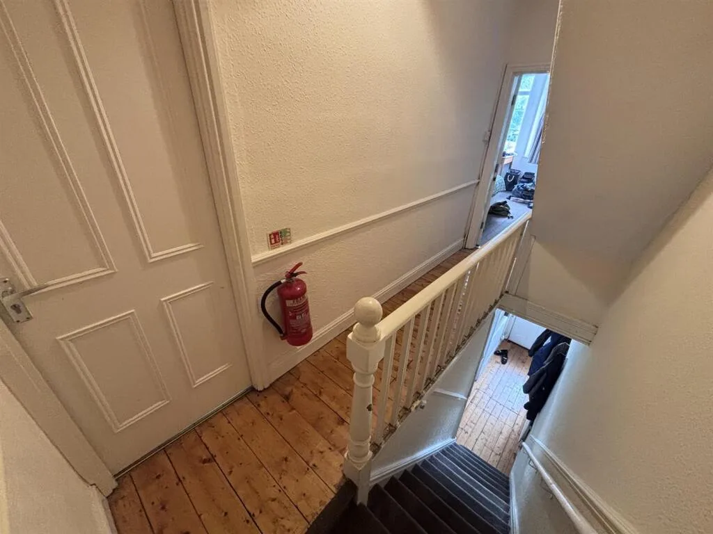5 bedroom house for rent