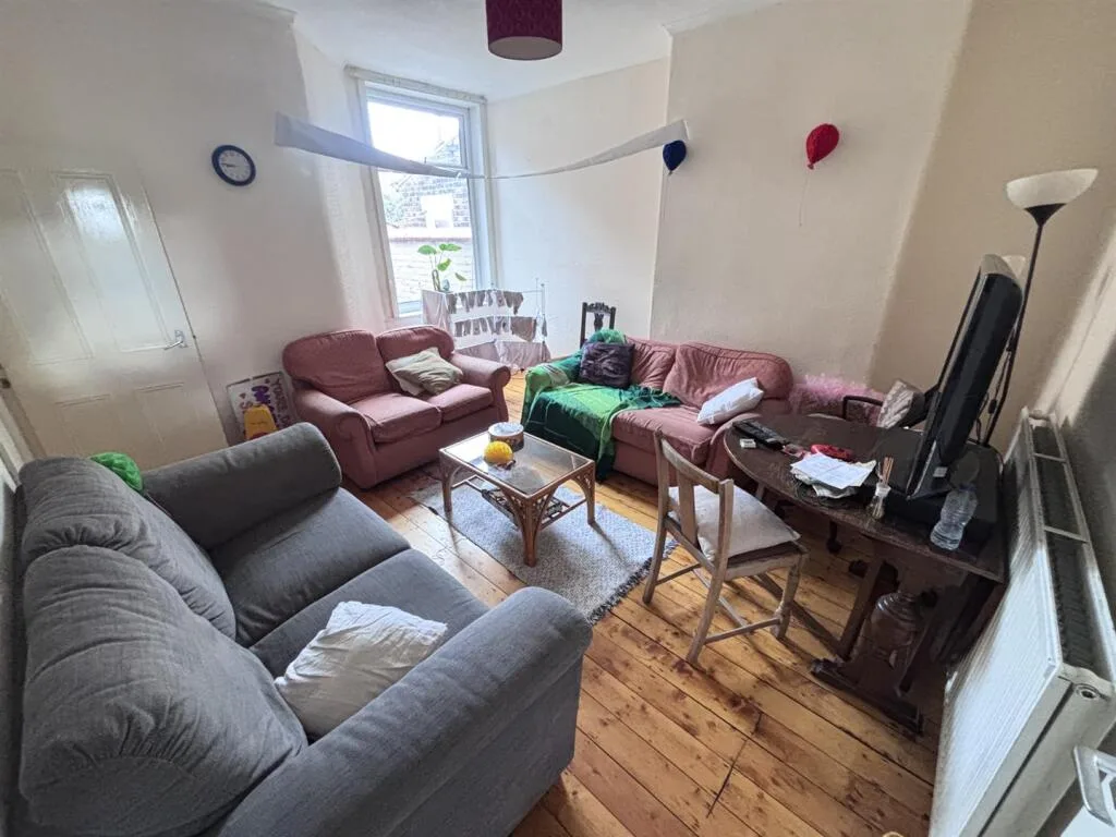 5 bedroom house for rent