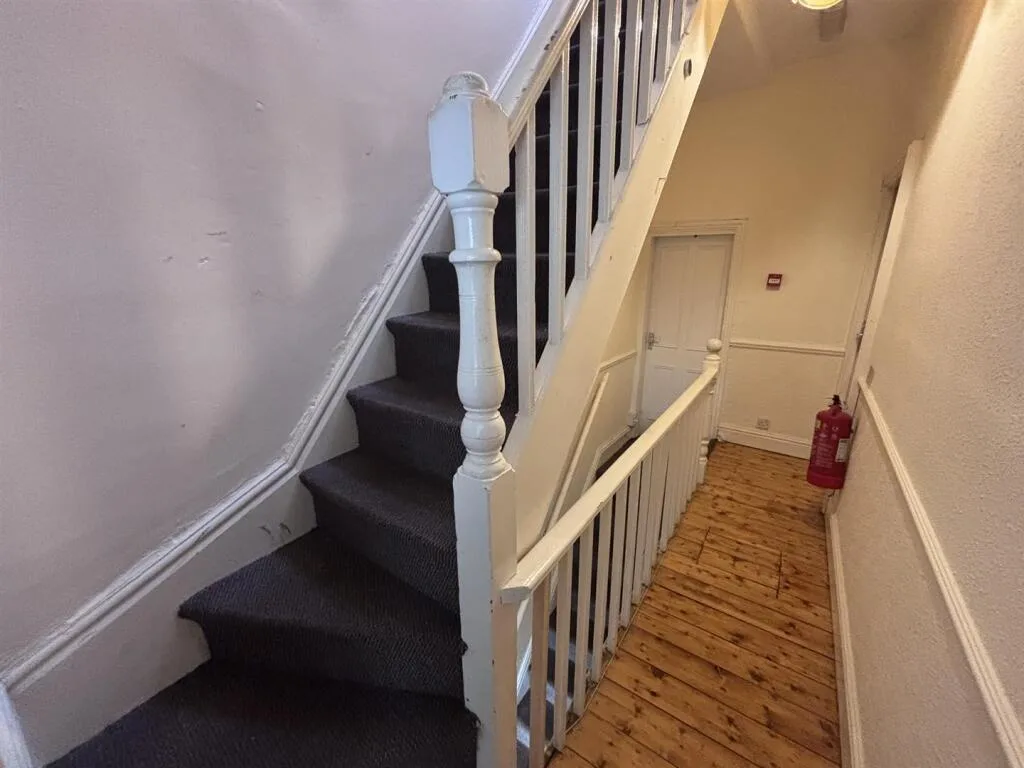5 bedroom house for rent