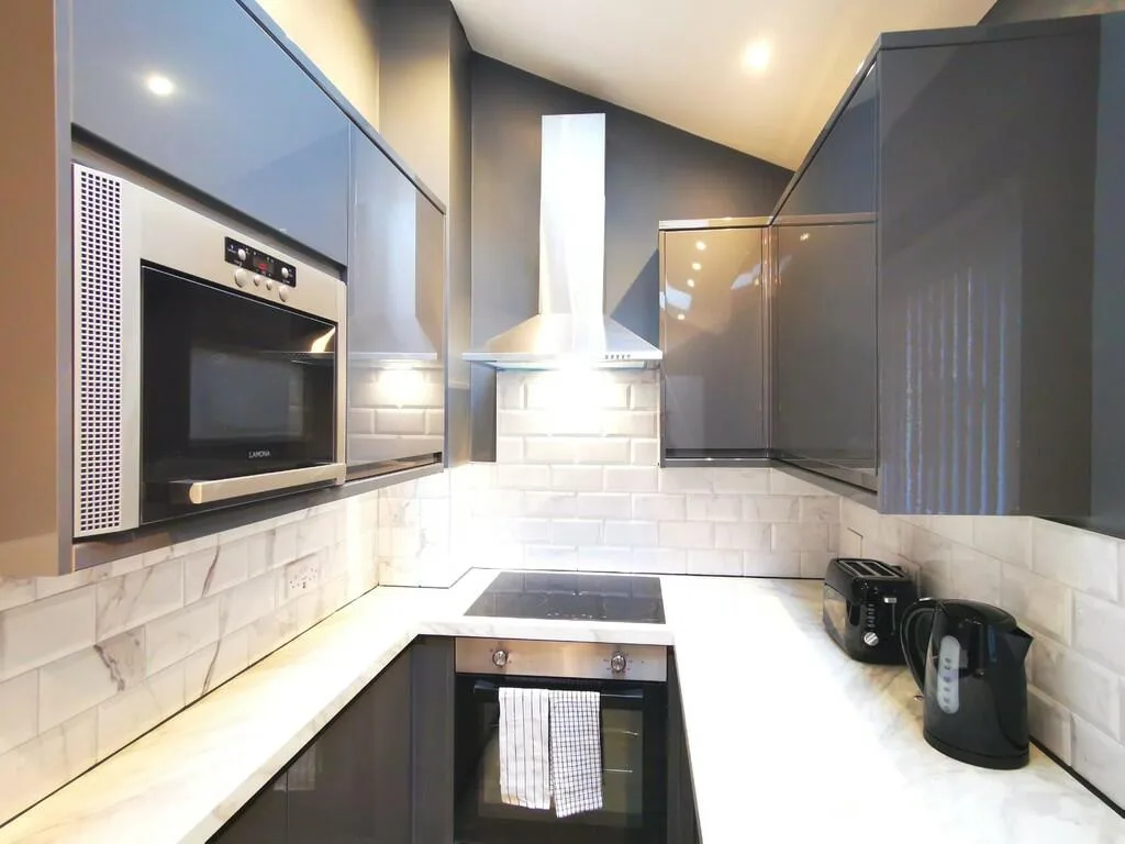 3 bedroom flat for rent