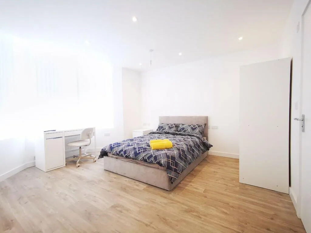 3 bedroom flat for rent