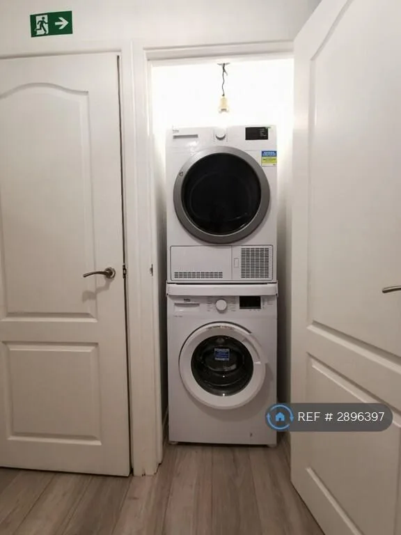 1 bedroom house share for rent