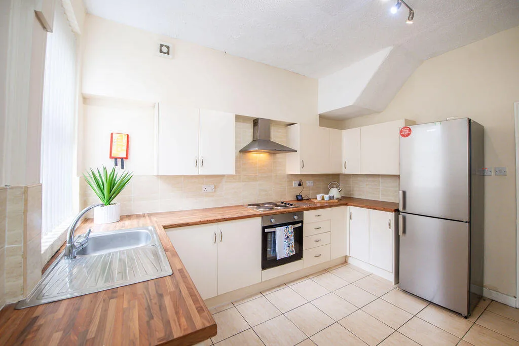 4 bedroom terraced house for rent