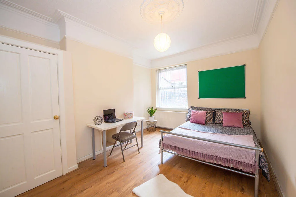4 bedroom terraced house for rent