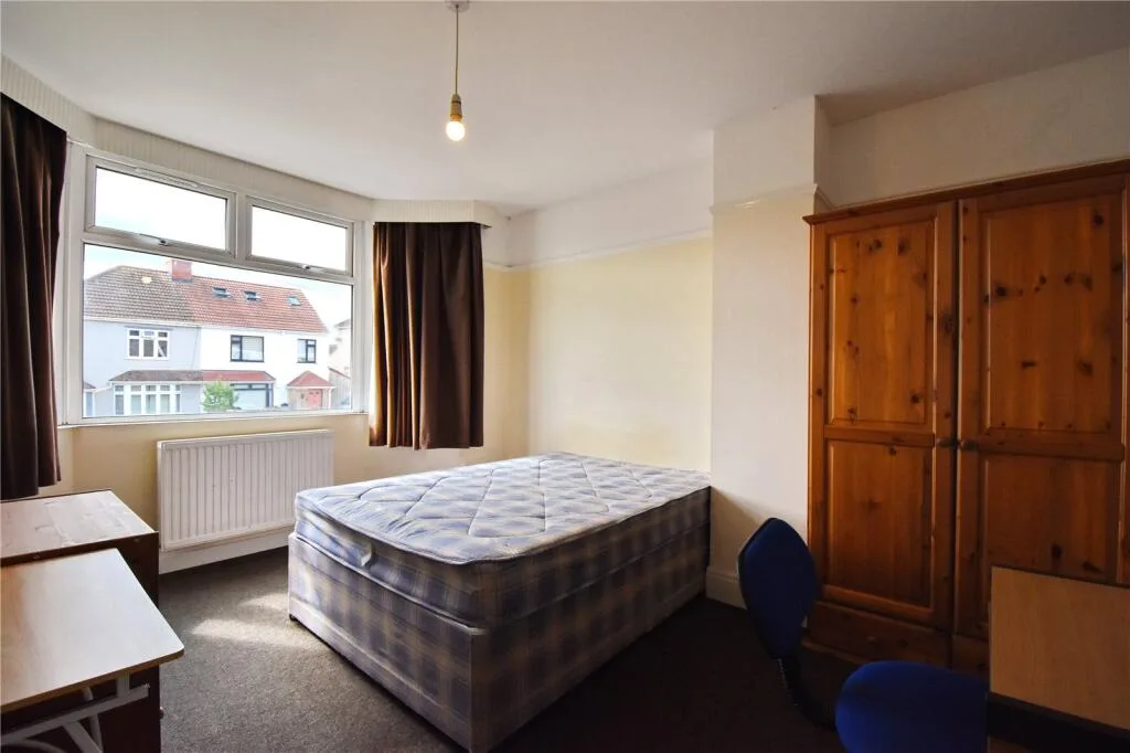 5 bedroom house for rent