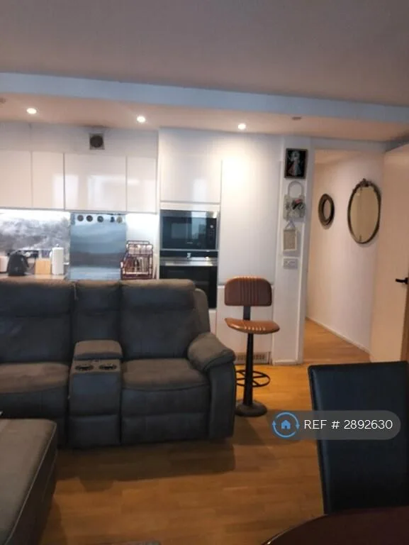 1 bedroom flat share for rent