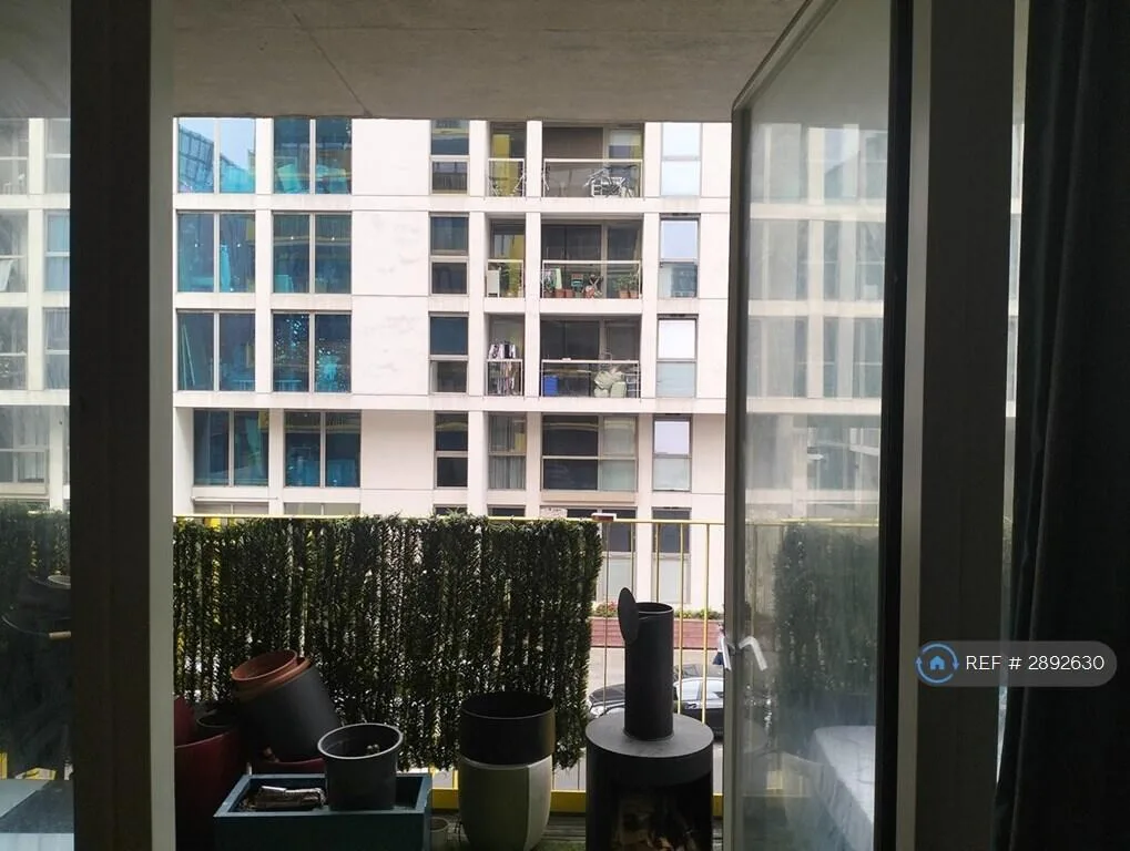 1 bedroom flat share for rent
