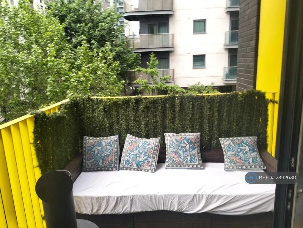 1 bedroom flat share for rent