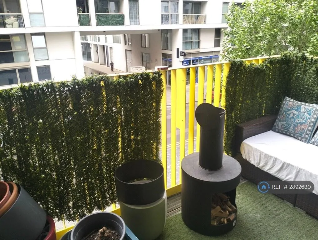 1 bedroom flat share for rent