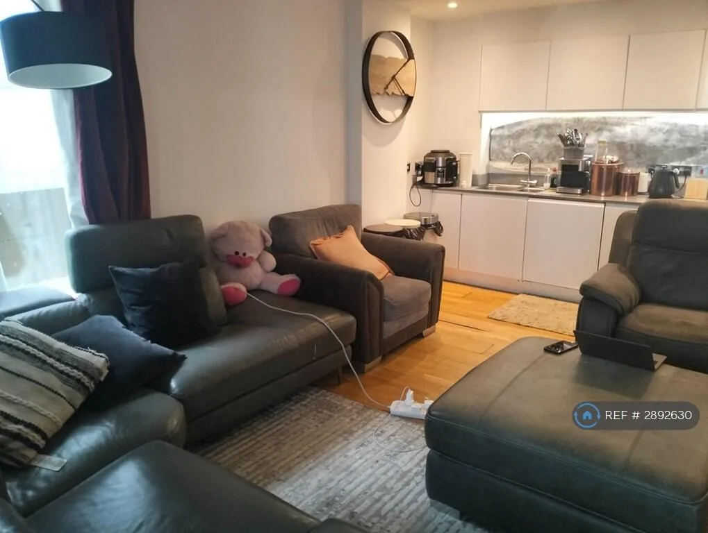 1 bedroom flat share for rent