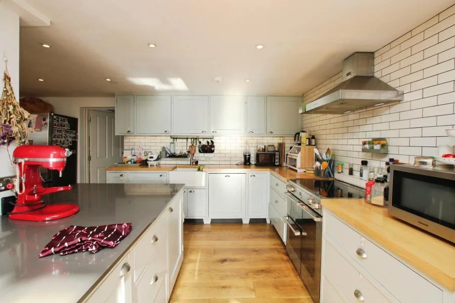 4 bedroom terraced house for rent