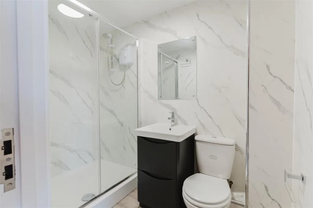 5 bedroom apartment for rent
