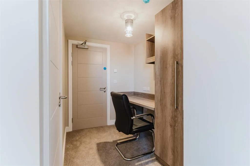 5 bedroom apartment for rent