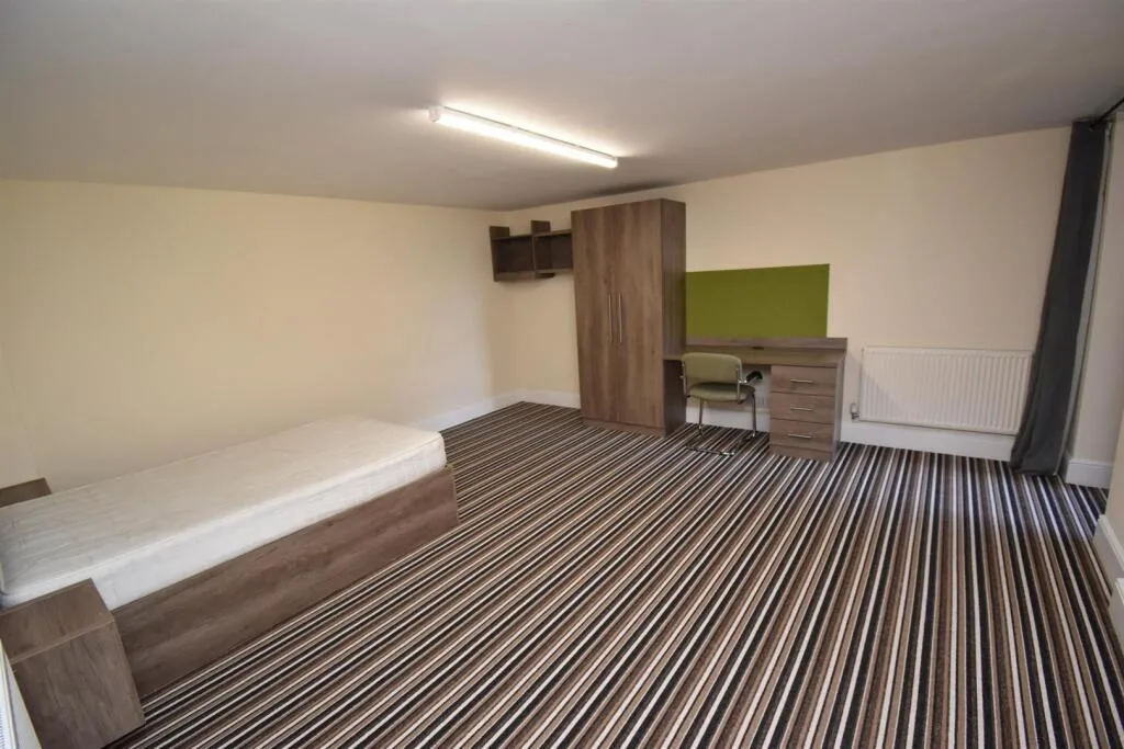 7 bedroom apartment for rent