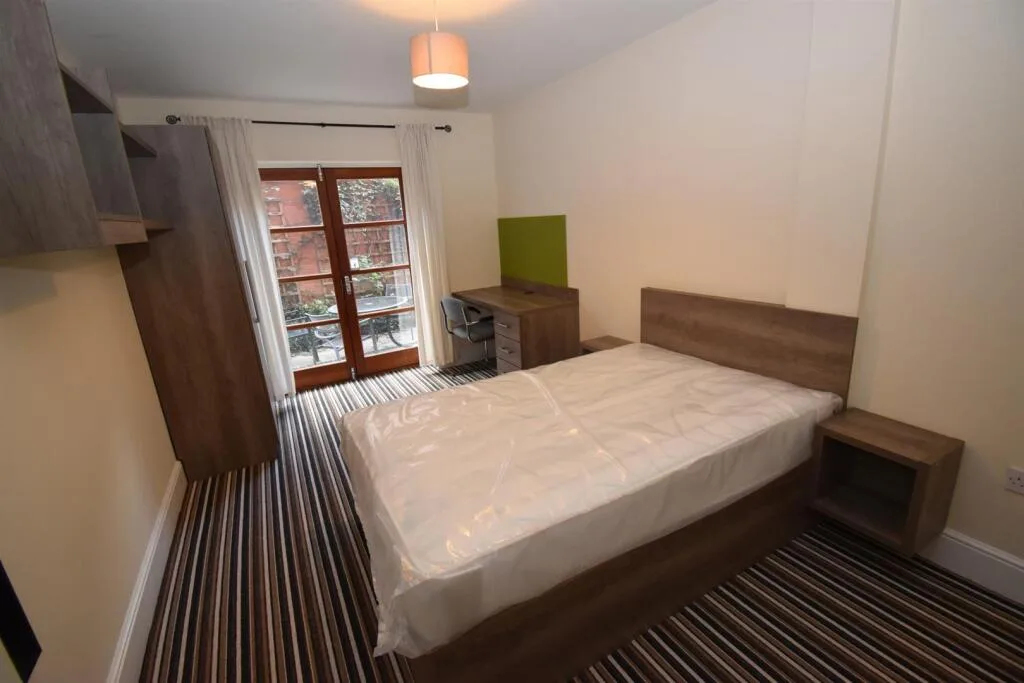 7 bedroom apartment for rent