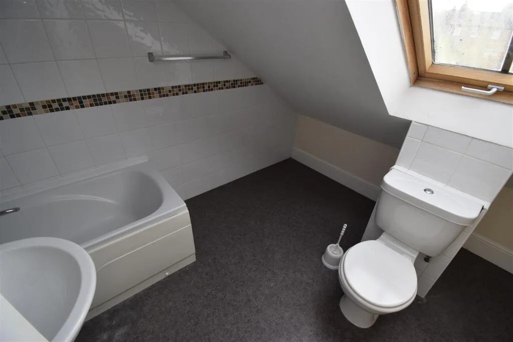 9 bedroom house for rent