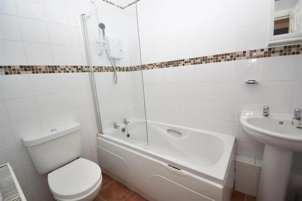 9 bedroom house for rent