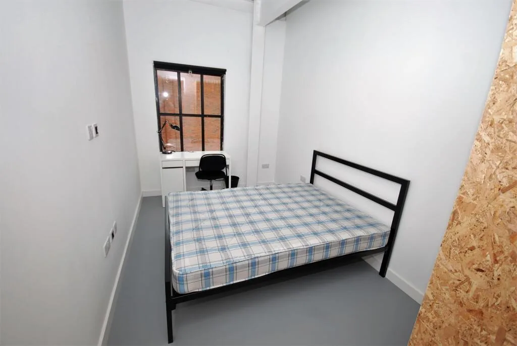 6 bedroom apartment for rent