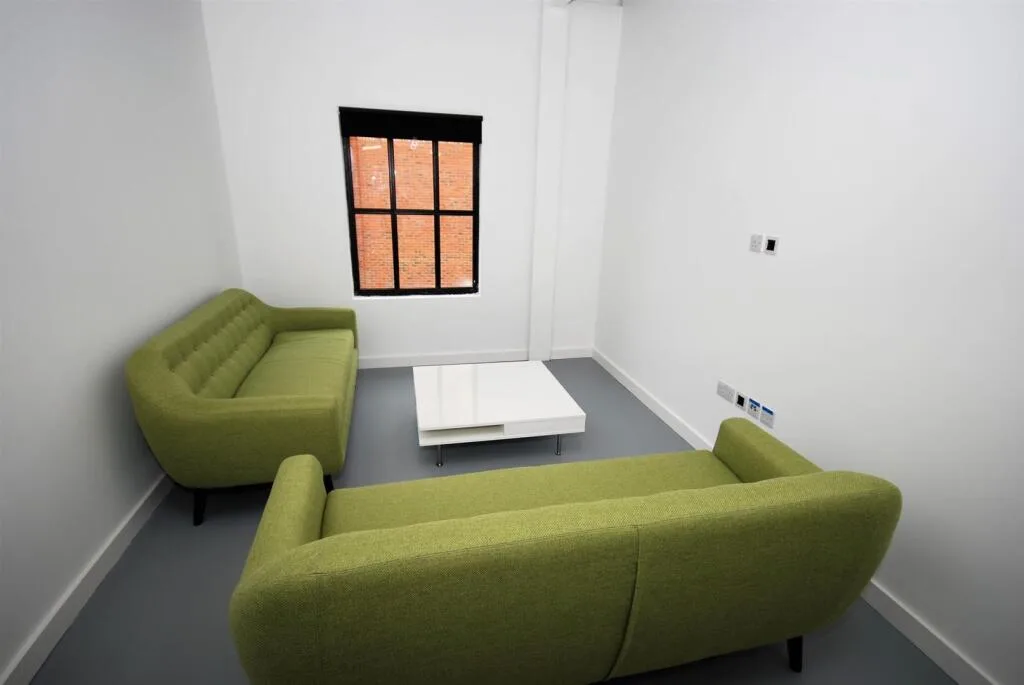 6 bedroom apartment for rent