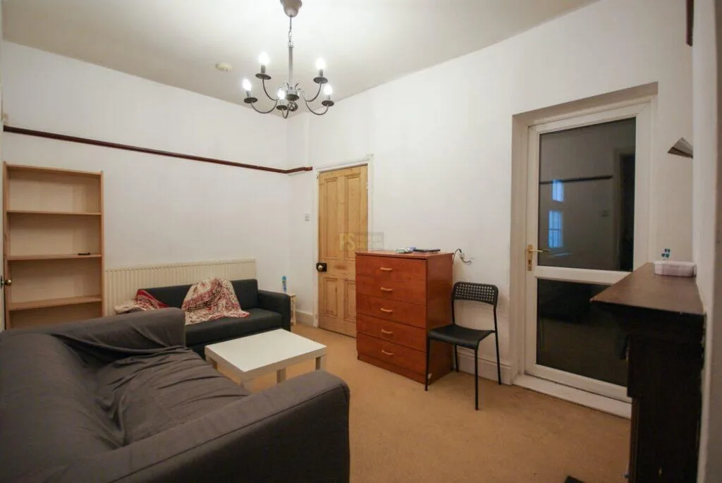 4 bedroom terraced house for rent