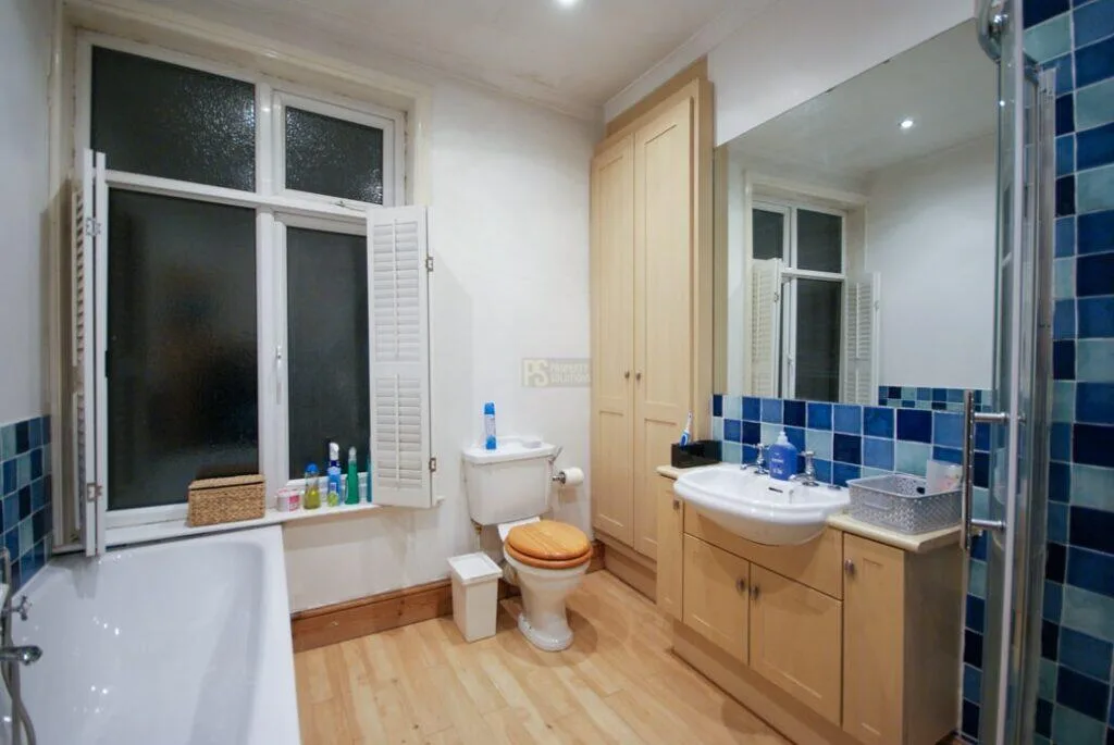 4 bedroom terraced house for rent
