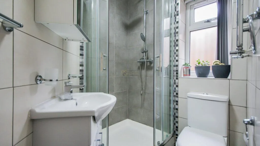 6 bedroom terraced house for rent