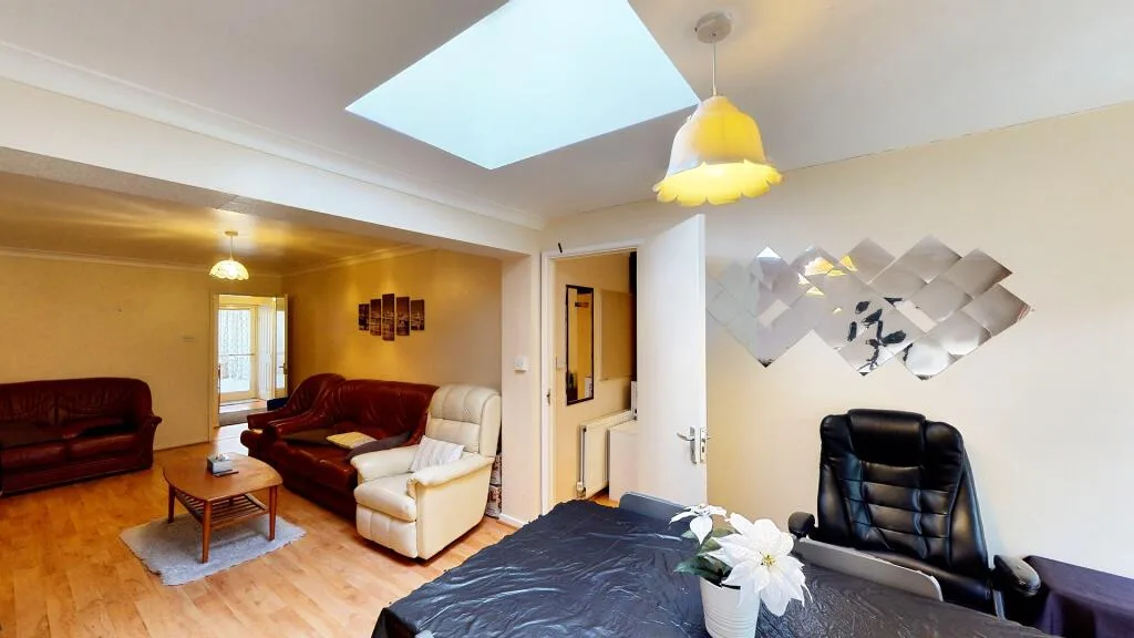 5 bedroom house for rent