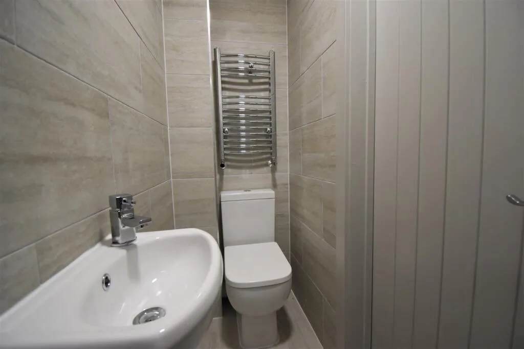 6 bedroom terraced house for rent