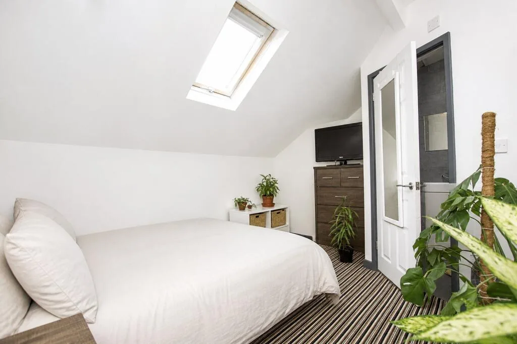 5 bedroom house for rent
