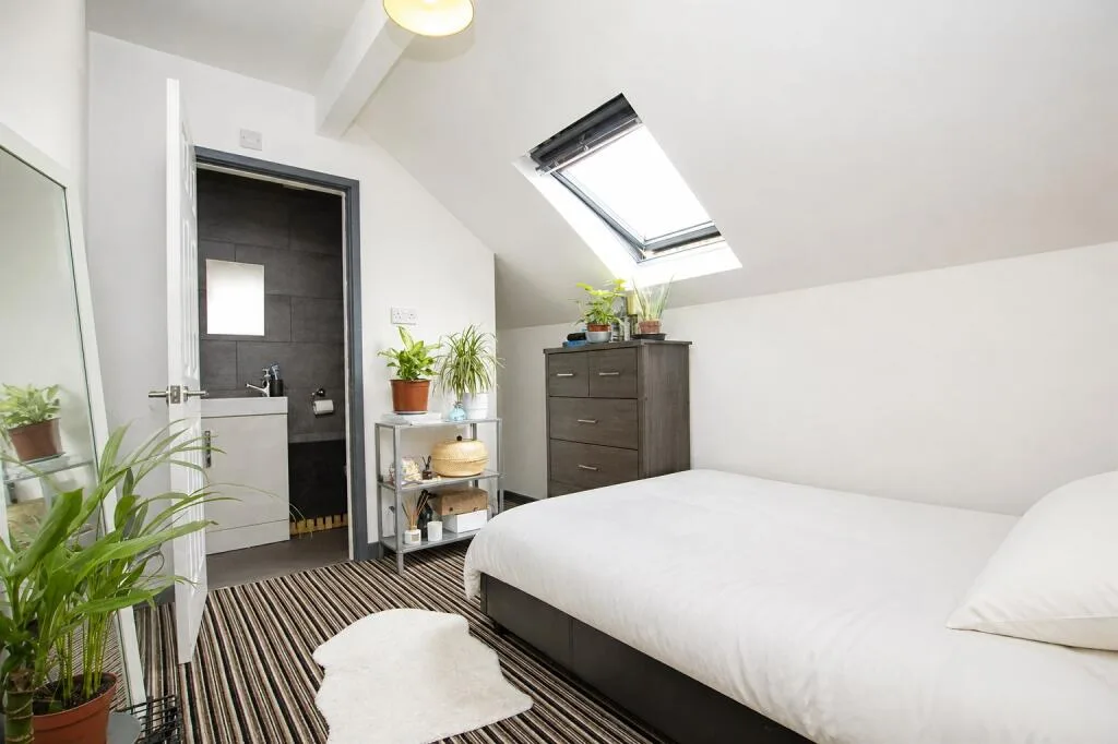 5 bedroom house for rent