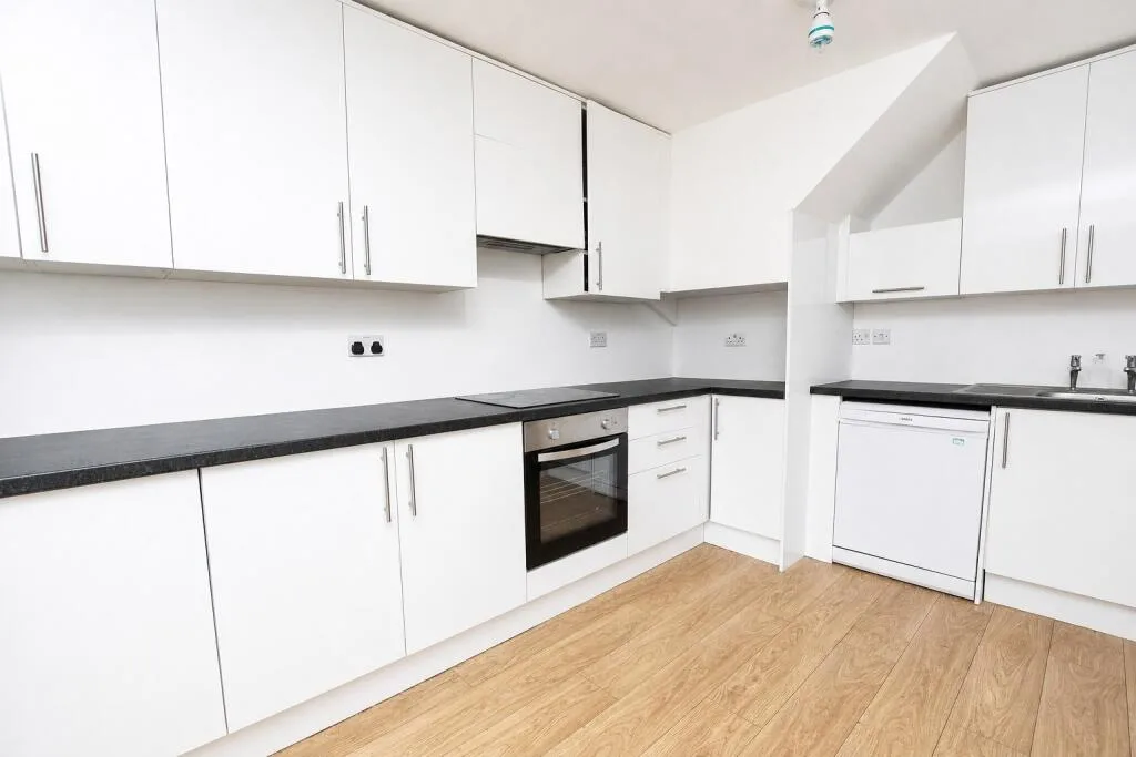 5 bedroom house for rent