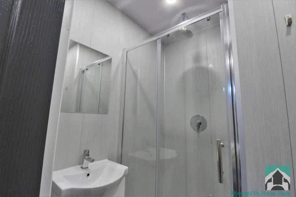 7 bedroom house for rent