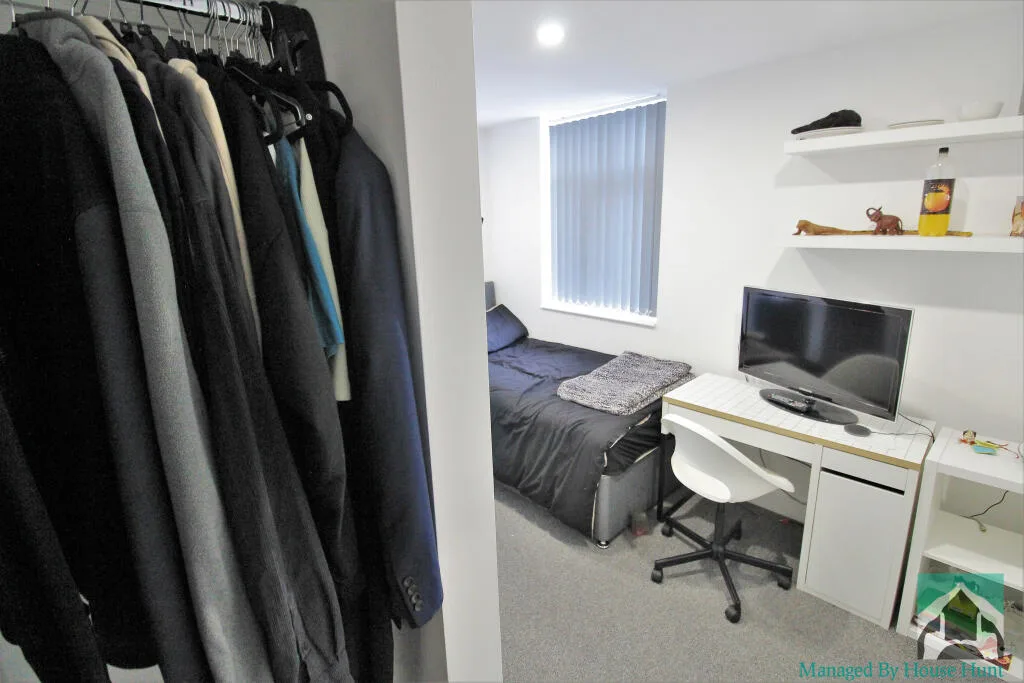 7 bedroom house for rent