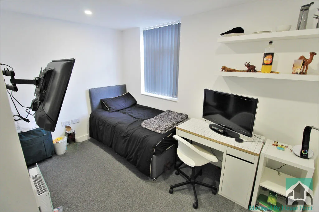 7 bedroom house for rent