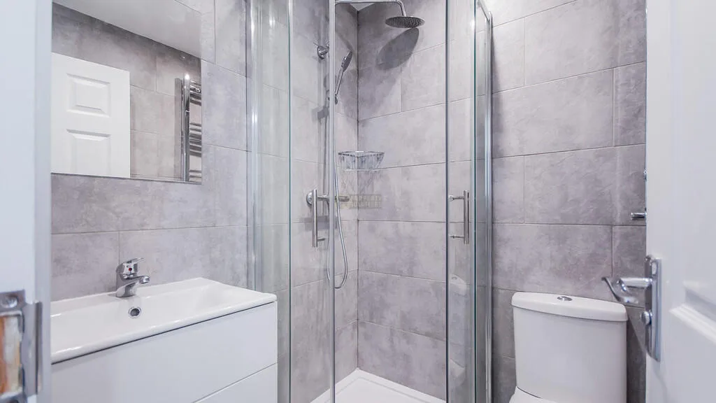 7 bedroom terraced house for rent