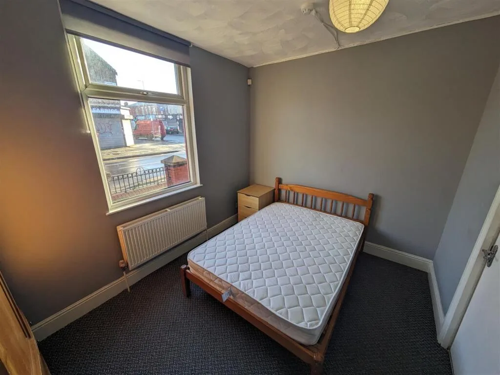 5 bedroom house for rent