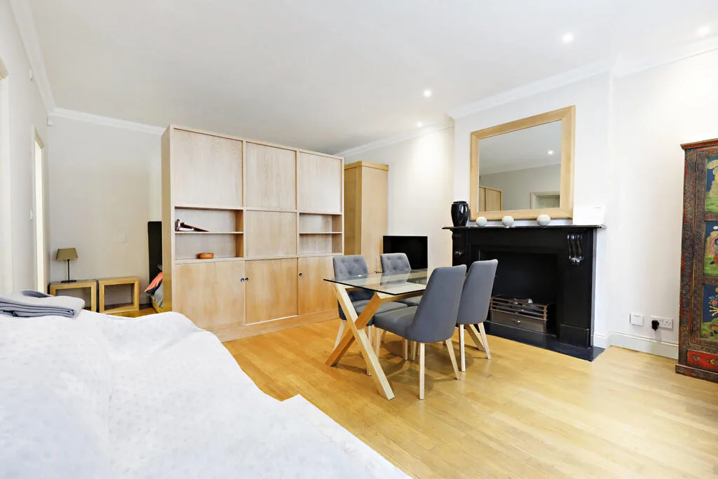 Studio apartment for rent