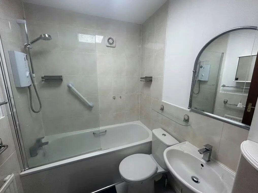 2 bedroom flat for rent