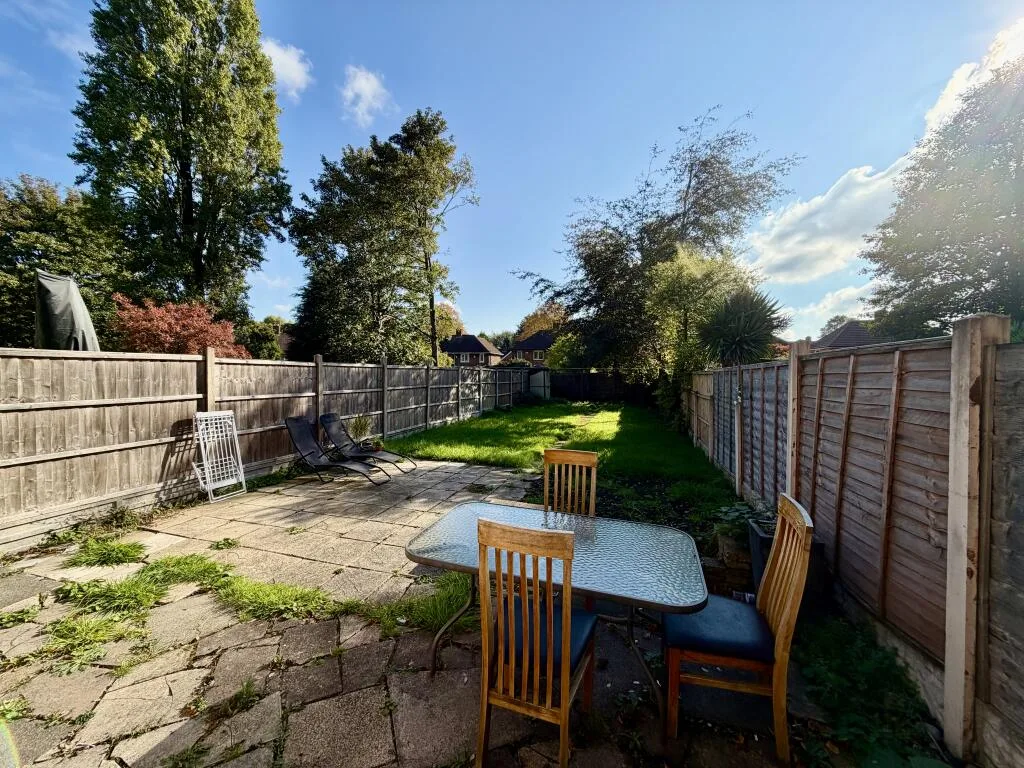 2 bedroom house for rent