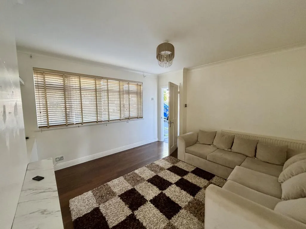 2 bedroom house for rent