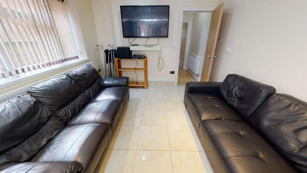 7 bedroom house for rent