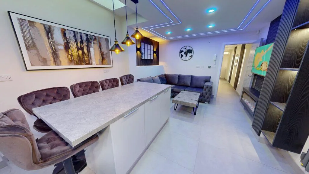 5 bedroom house for rent