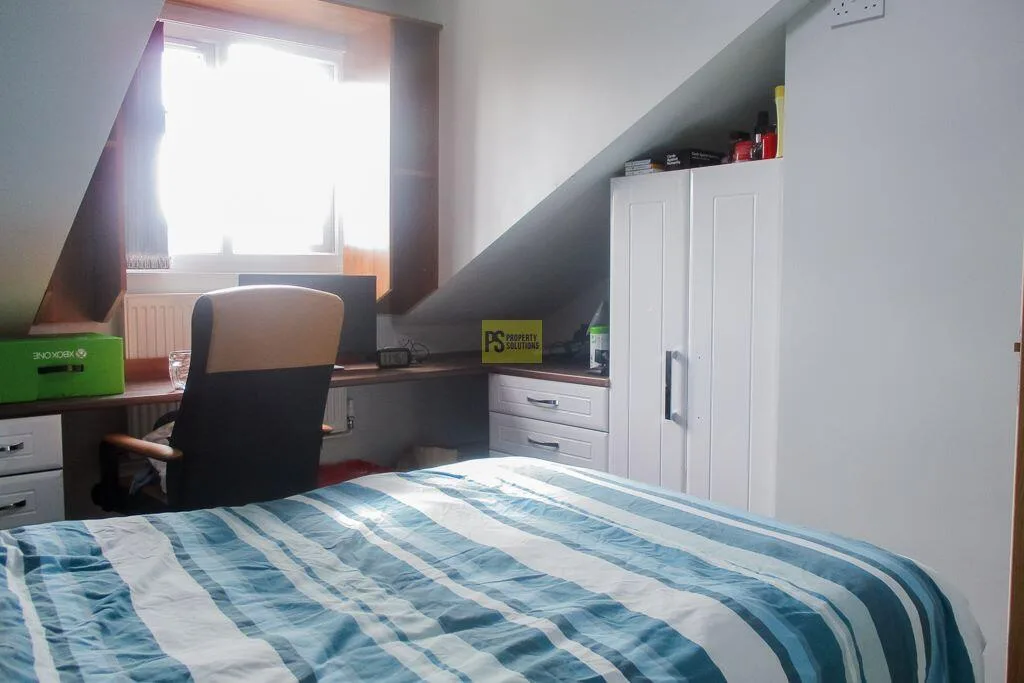 5 bedroom terraced house for rent