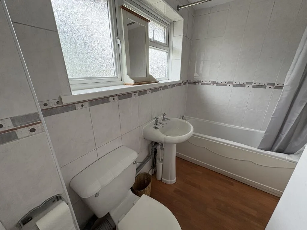 4 bedroom house for rent