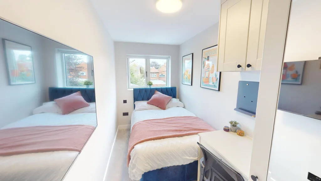 6 bedroom house for rent