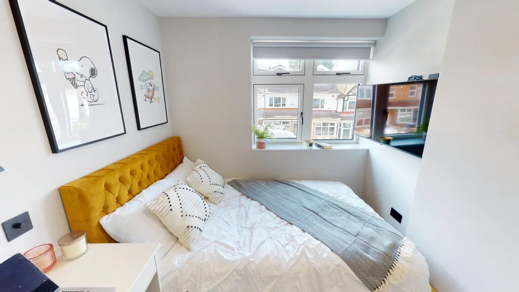 6 bedroom house for rent