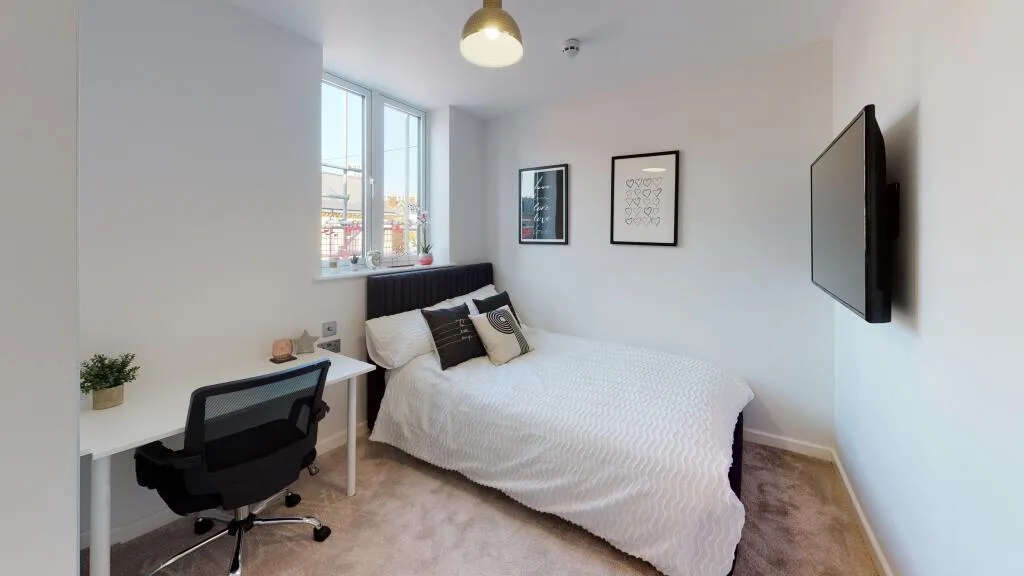 5 bedroom house for rent