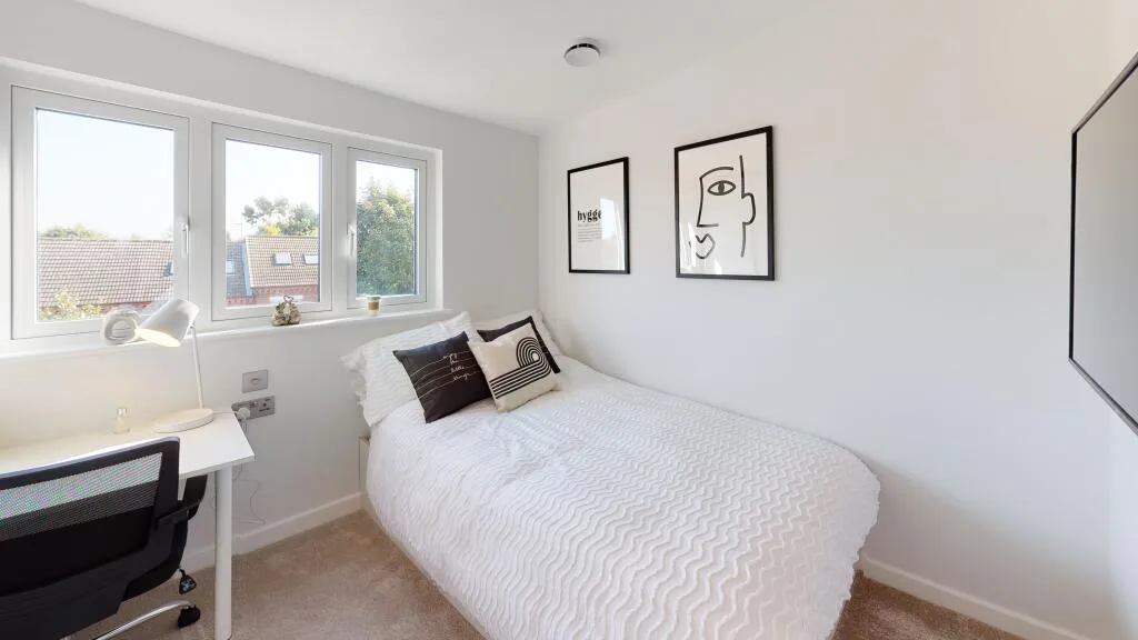 5 bedroom house for rent