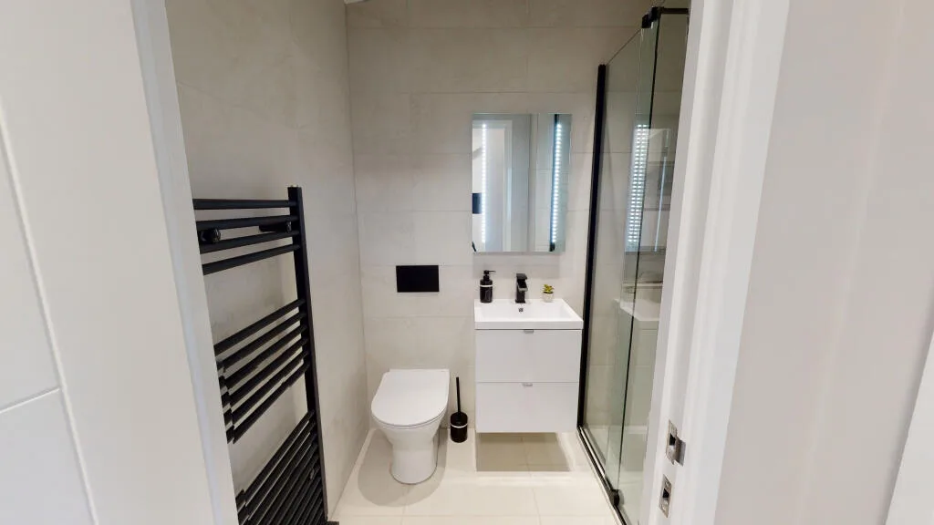 5 bedroom house for rent